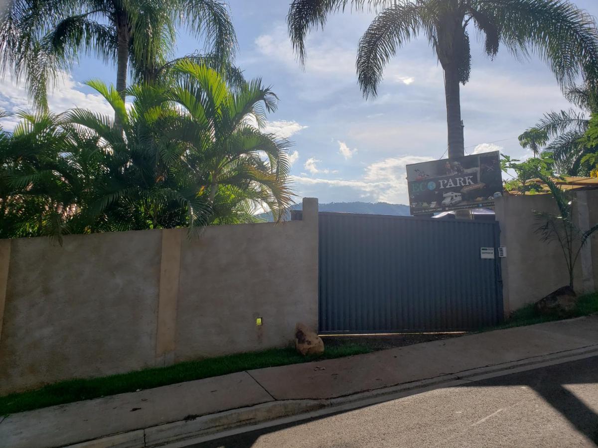 Cabana Hostel Sobrado Ecopark Águas de São Pedro Bagian luar foto