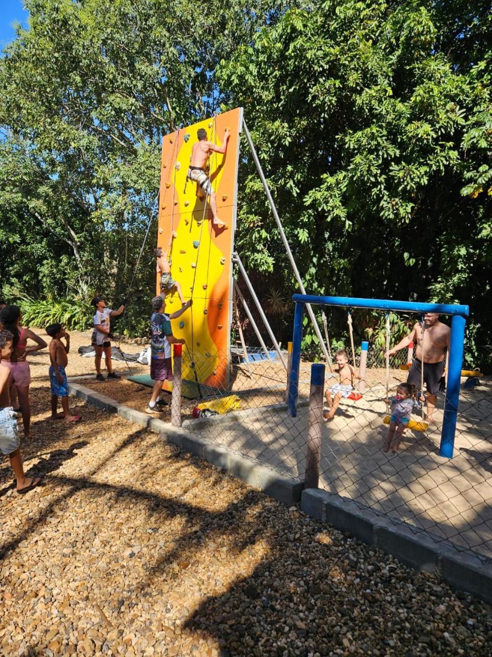 Cabana Hostel Sobrado Ecopark Águas de São Pedro Ruang foto